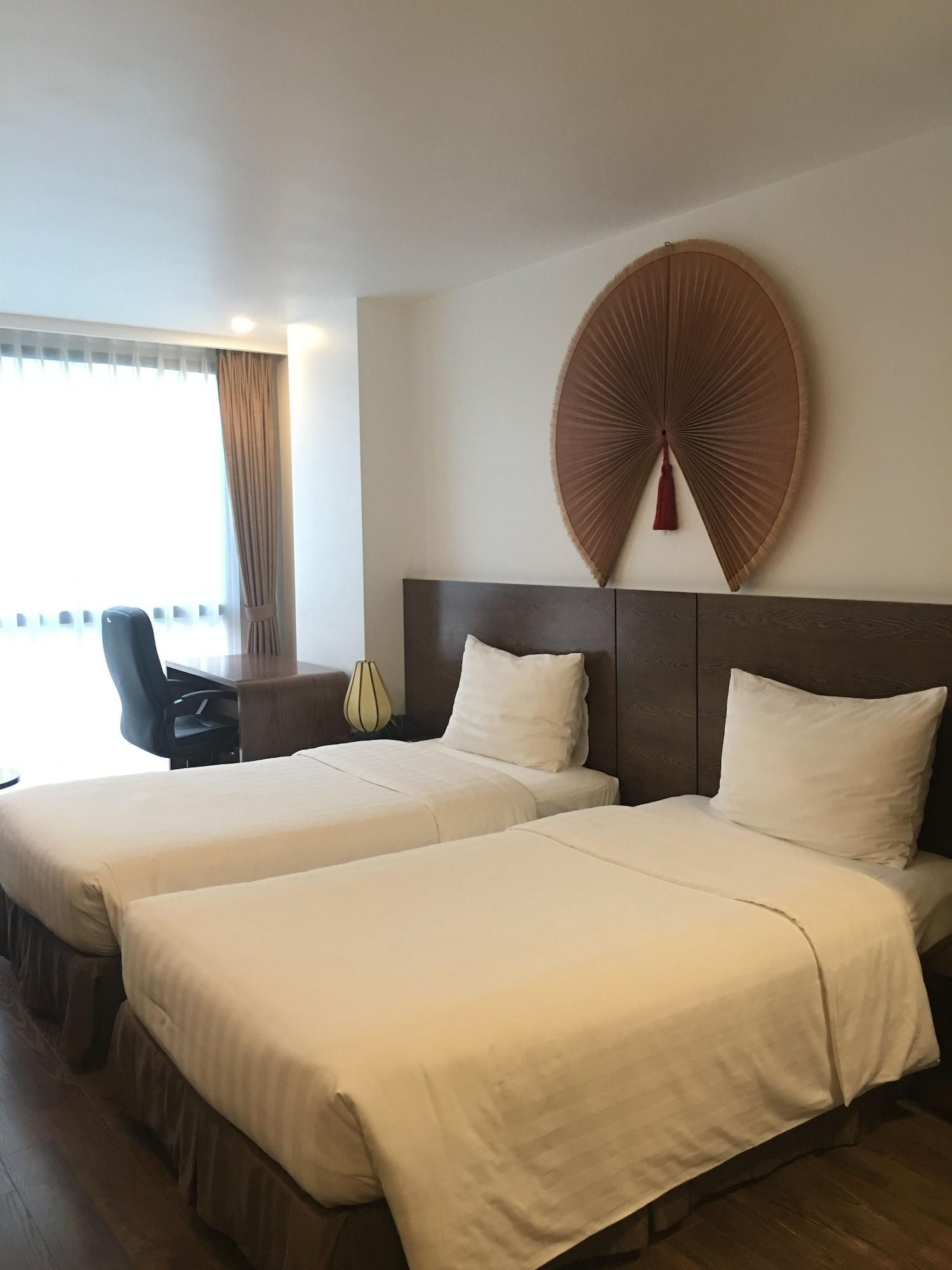 Inearth Hotel Hanoi Buitenkant foto