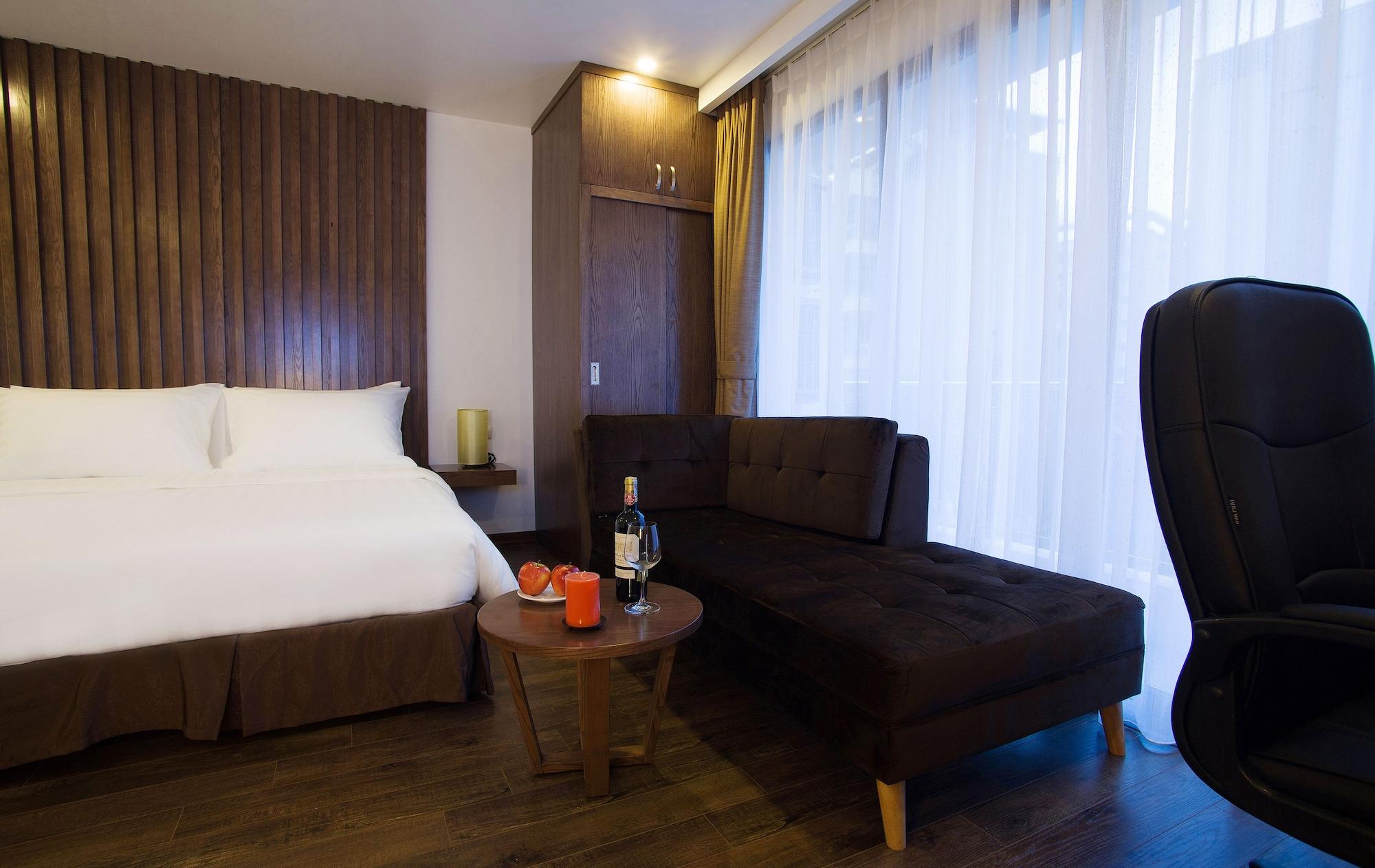 Inearth Hotel Hanoi Buitenkant foto