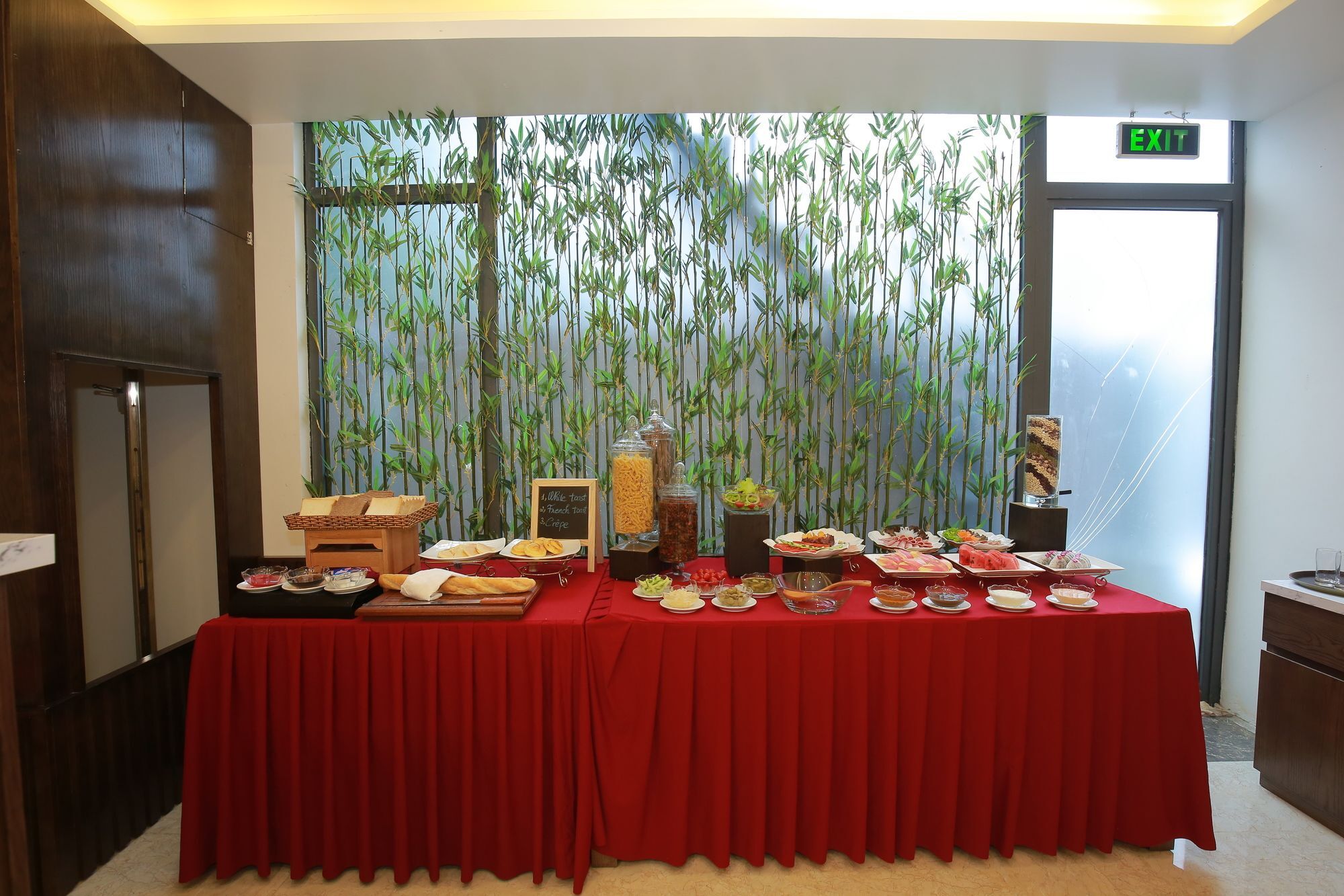 Inearth Hotel Hanoi Buitenkant foto