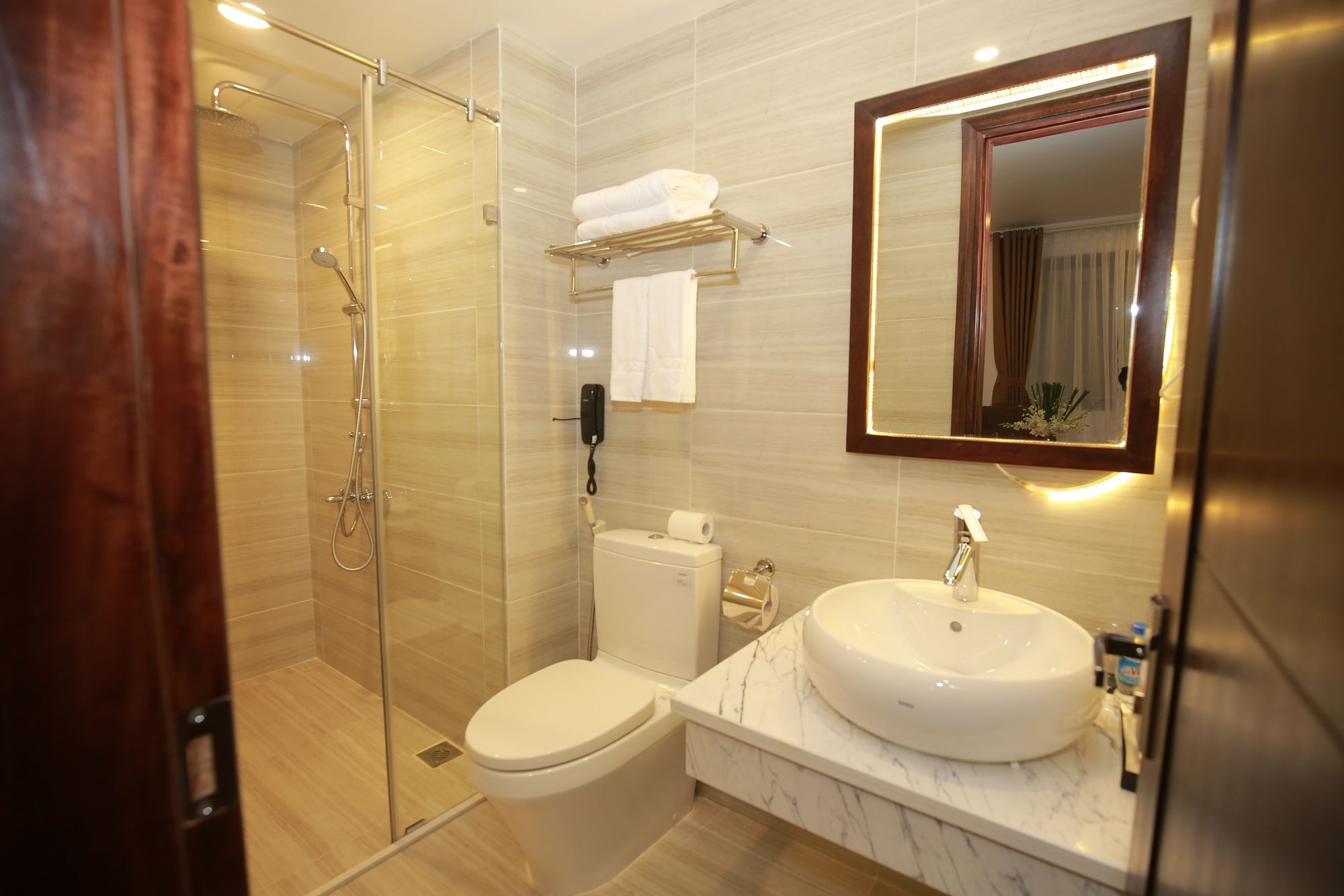 Inearth Hotel Hanoi Buitenkant foto